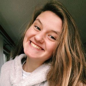 Meet your Posher, Isabel